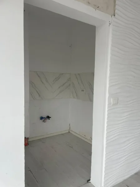Tirane, shitet ambjent biznesi Kati 1, 72 m² 250.000 € (ZOGU I ZI)