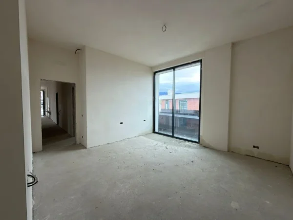Tirane, shitet apartament+verande | Penthouse 3+1+Aneks+Ballkon Kati 3, 363 m² 1.100.000 € (Tulipan Rezidence)