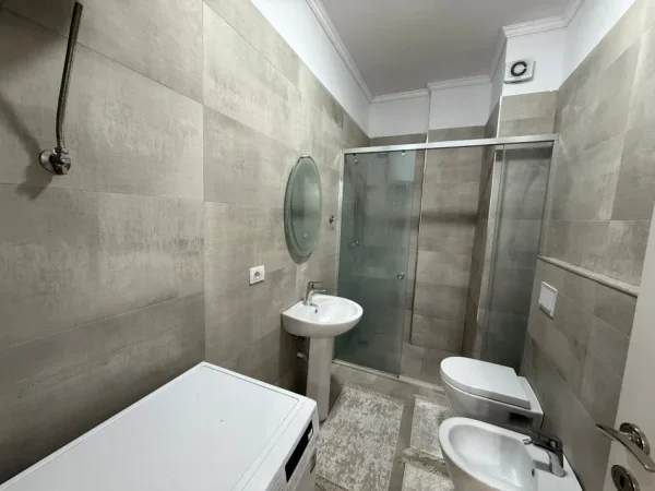 Tirane, shitet apartament 1+1 Kati 5, 60 m² 119.000 € (TIRANA ENTRY 1 , DOGANA)