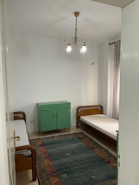 Tirane, jepet me qera apartament 2+1 Kati 4, 102 m² 69.000 € (PARKU OLIMPIK)