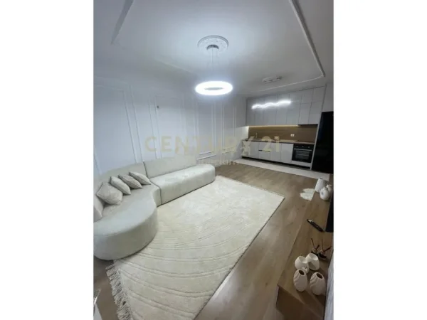 Tirane, shes apartament 2+1 Kati 4, 101 m² 169.000 € (Astir)