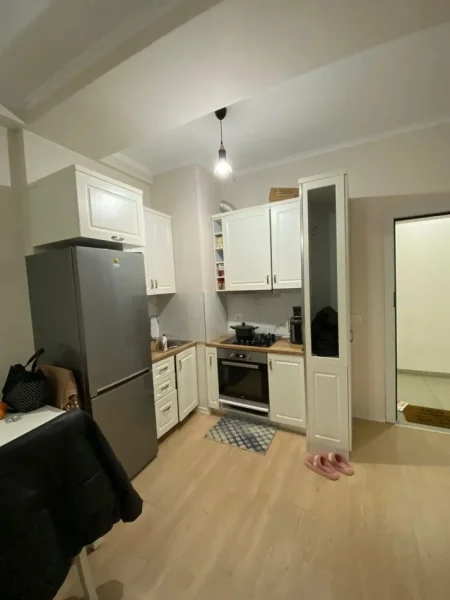 Tirane, jepet me qera apartament 1+1 Kati 6, 60 m² 550 € (Kompleksi Kontakt Ish Parku)