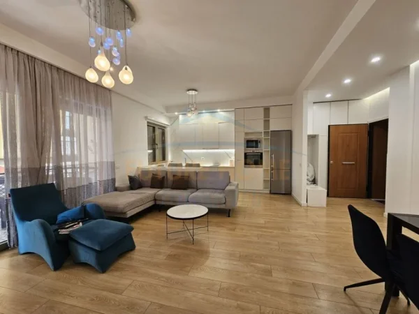 Tirane, jepet me qera apartament 2+1+Ballkon Kati 3, 108 m² 1.200 € (Rruga e Kavajes, Kompleksi Delijorgji)