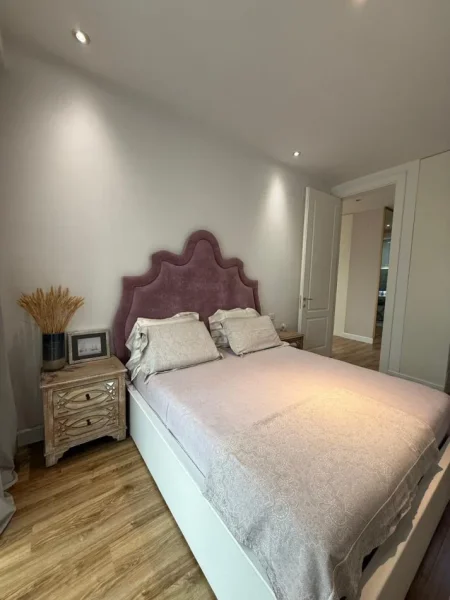 Tirane, jepet me qera apartament 2+1 Kati 6, 90 m² 1.500 € (Stadiumi Qemal Stafa)