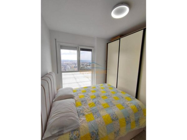 Tirane, jepet me qera apartament Kati 8, 73 m² 600 €