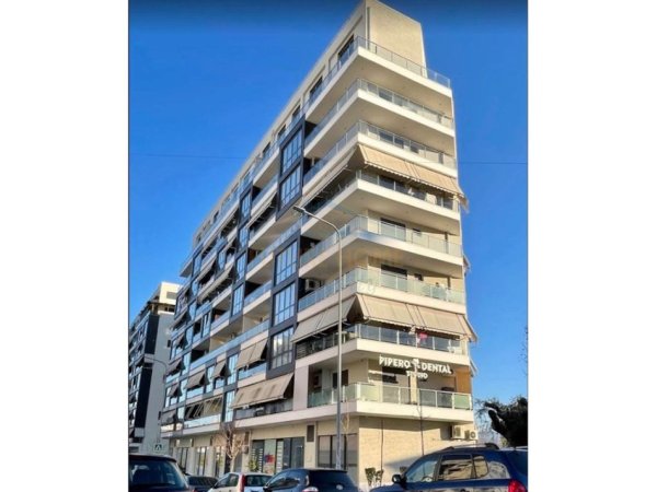 Tirane, shitet ambjent biznesi Kati 0, 624 m² 1.390.000 €