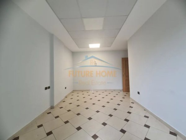 Tirane, jepet me qera zyre Kati 5, 110 m² 1.250 € 