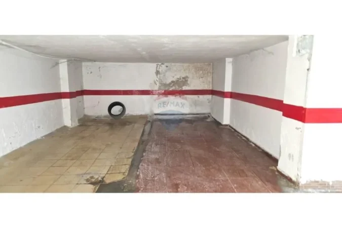 Tirane, jepet me qera apartament 3+1 , 110 m² 1.000 € 