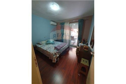 Tirane, jepet me qera apartament 1+1+A+BLK 450 Euro (Drejtoria e Higjenes)