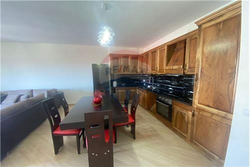 Tirane, jepet me qera apartament 2+1 Kati 2, 115 m² 350 Euro