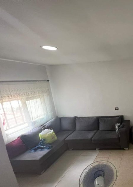Tirane, jepet me qera apartament 2+1 Kati 5, 70 m² 30.000 Leke (Fundi Rruges Jordan Misja)