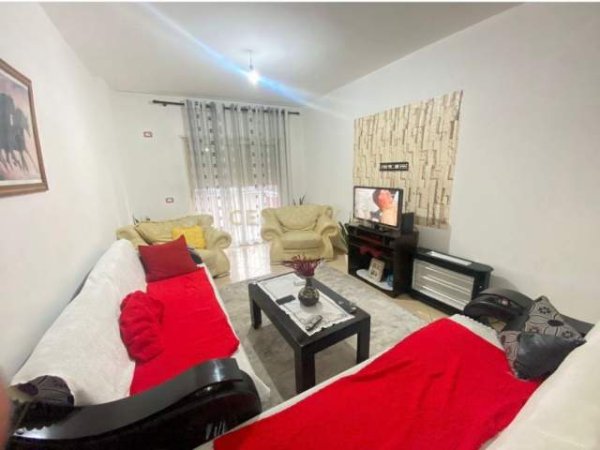 Tirane, shitet apartament 2+1+A+BLK Kati 2, 105.000 Euro (Bulevardi Migjeni)