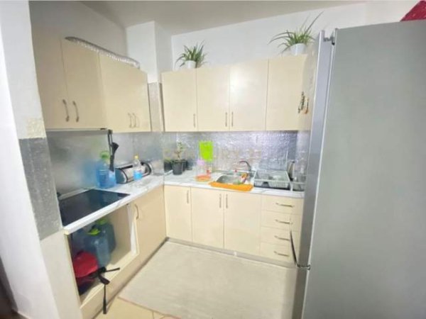 Tirane, shitet apartament 2+1+BLK Kati 2, 96 m² 105.000 Euro (Yzberish)