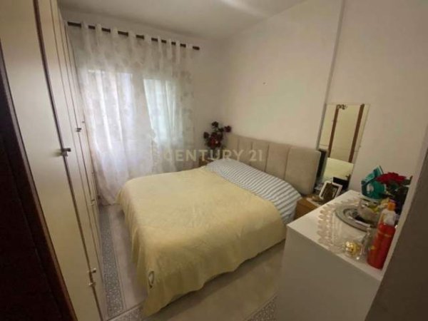 Tirane, shitet apartament 2+1+BLK Kati 2, 96 m² 105.000 Euro (Yzberish)