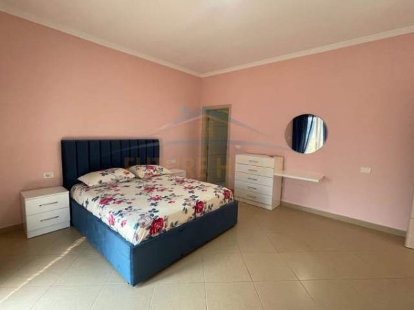 Tirane, jepet me qera Vile 3+1+A+BLK Kati 0, 1.000 m² 1.500 Euro (Mullet)