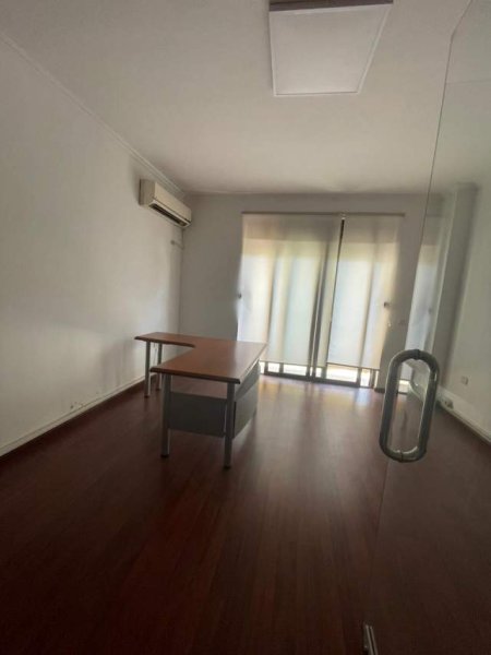 Tirane, jepet me qera 120 m² 700 Euro (Rruga Panorama, Kompleksi Prestige)