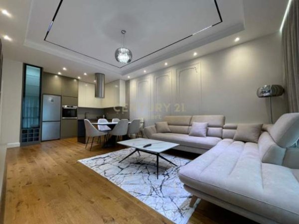 Tirane, shitet apartament Kati 8, 122 m² 278.000 Euro (Kompleksi Square21 Tirana, Albania)