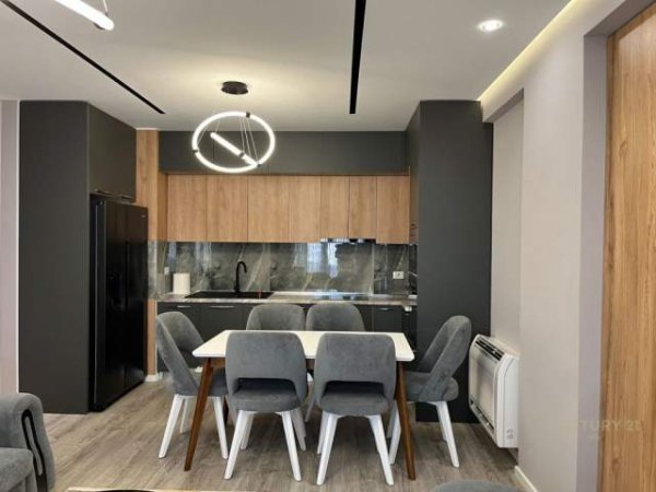 Tirane, jepet me qera apartament Kati 8, 106 m² 800 Euro (Rruga Ndre Mjeda, Tirana Tirana, Albania)