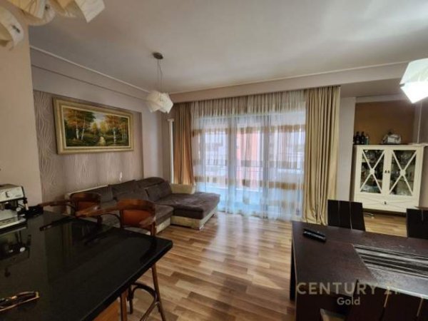 Tirane, shitet apartament Kati 3, 97 m² 250.000 Euro (Kompleksi Delijorgji Tirana, Albania)