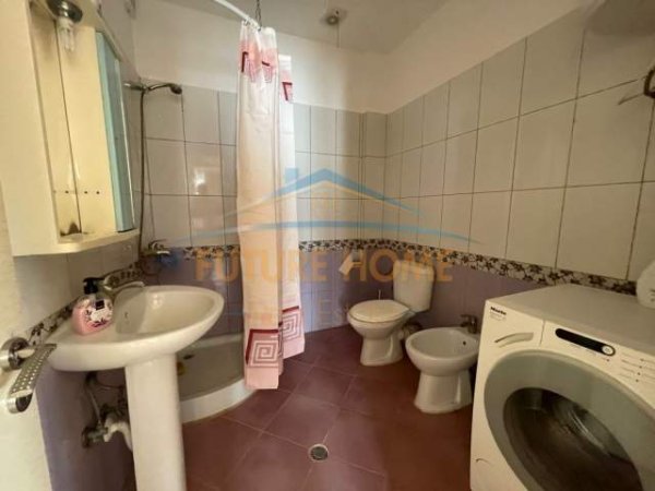Tirane, jepet me qera apartament Kati 3, 110 m² 450 Euro (Eleonora)
