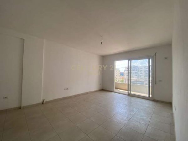 Tirane, shitet apartament Kati 6, 78 m² 93.600 Euro (Tirana, Albania)