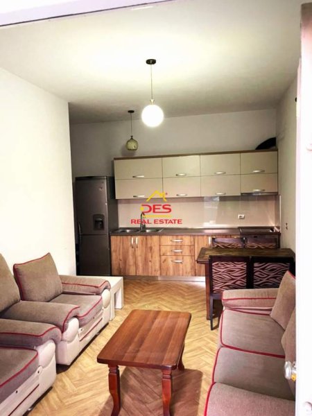 Tirane, jepet me qera apartament 2+1+BLK Kati 2, 90 m² 35.000 Leke (AZEM GALICA)
