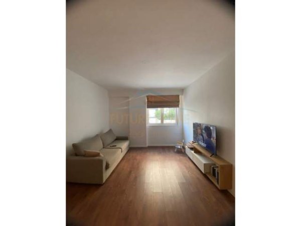 Tirane, jepet me qera apartament Kati 2, 75 m² 550 Euro (Liqeni i Thate)
