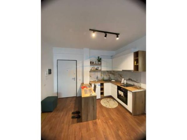 Tirane, jepet me qera apartament Kati 2, 75 m² 550 Euro (Liqeni i Thate)