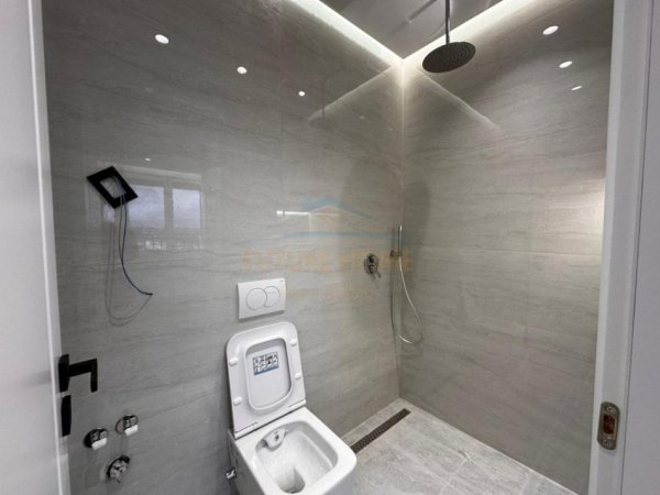Tirane, shitet apartament Kati 11, 89 m² 250.000 € 
