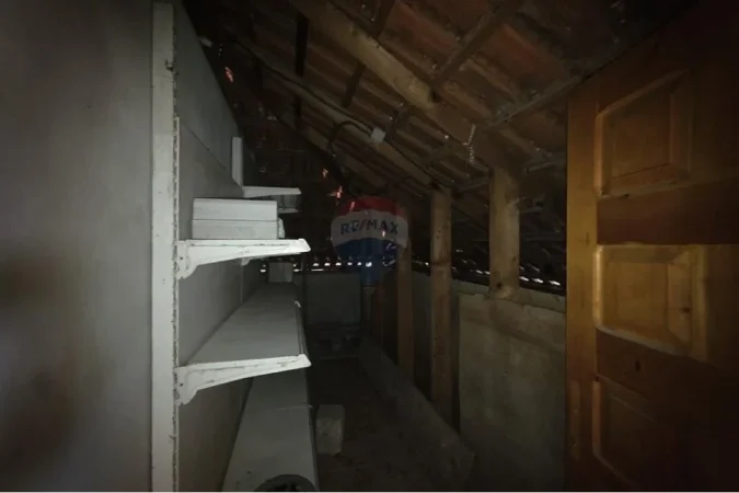 Tirane, jepet me qera Vile 4+1 , 1.986 m² 1.703 € 