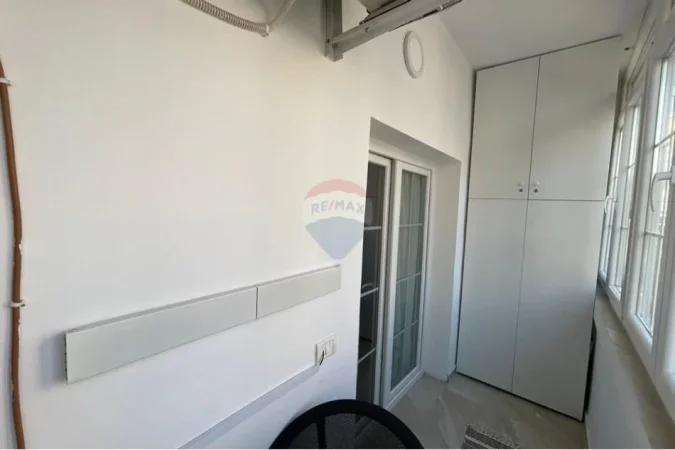 Tirane, jepet me qera apartament 1+1 , 47 m² 600 € 