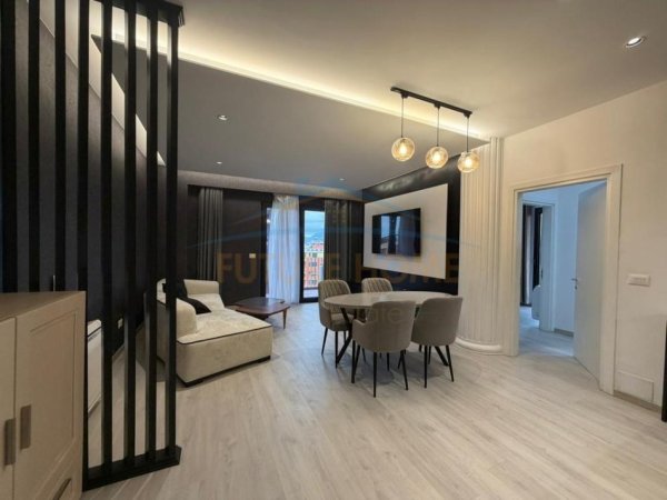 Tirane, jepet me qera apartament Kati 9, 92 m² 1.400 €