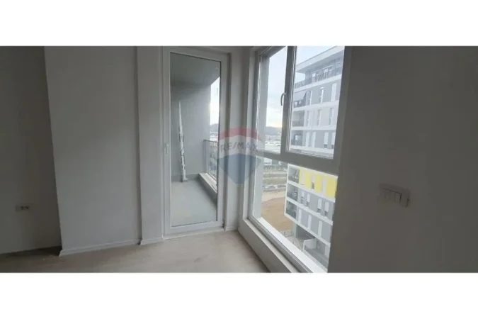 Tirane, shitet apartament 2+1 , 109.000 € (Univers City)