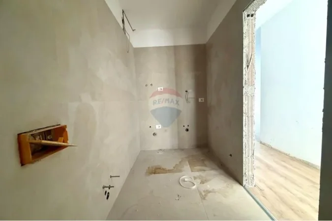 shitet apartament , 120 m² 189.000 € (Laprakë)