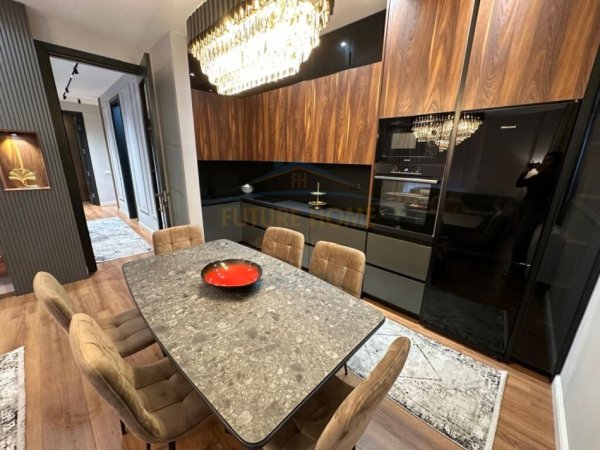 Tirane, jepet me qera apartament Kati 3, 106 m² 1.500 € 