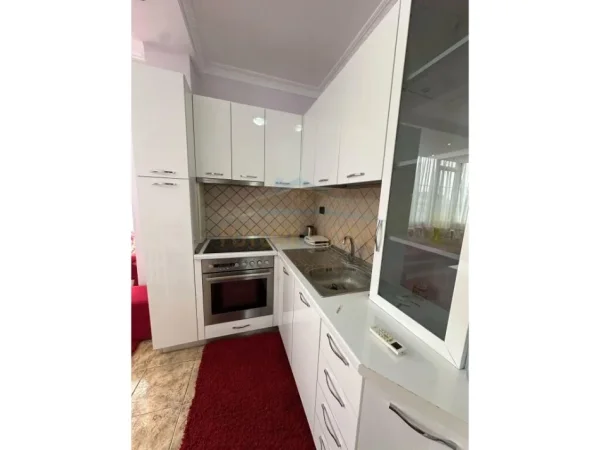 Tirane, jepet me qera apartament Kati 5, 66 m² 600 €