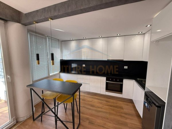 Tirane, jepet me qera apartament Kati 5, 119 m², 1000 euro