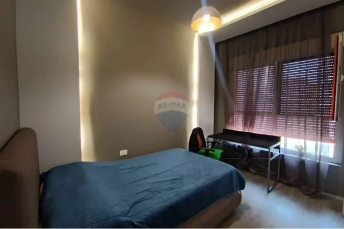 Tirane, shitet apartament 2+1+Ballkon , 116 m² 190.000 € 