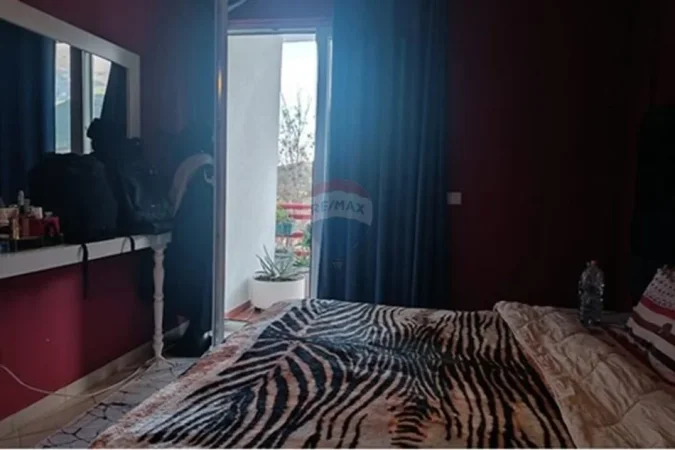 Tirane, shitet apartament 2+1 , 2 m² 155.000 € (Fresku)