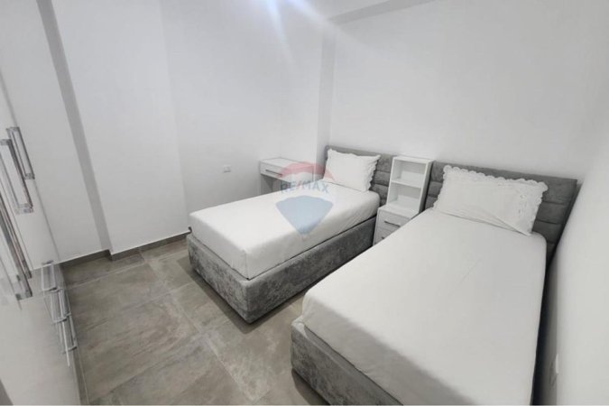 Tirane, shitet apartament 2+1 , 84 m² 140.000 € 