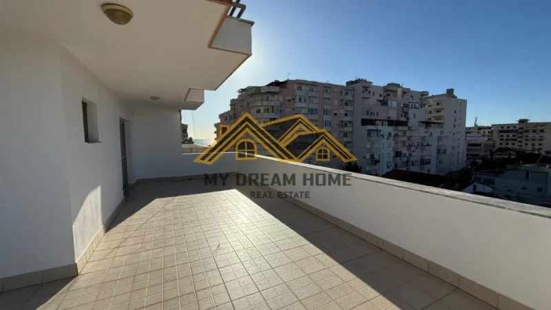 Durres, shitet apartament 2+1 Kati 6, 150 m² 144.000 € (plazh rrota e kuqe)