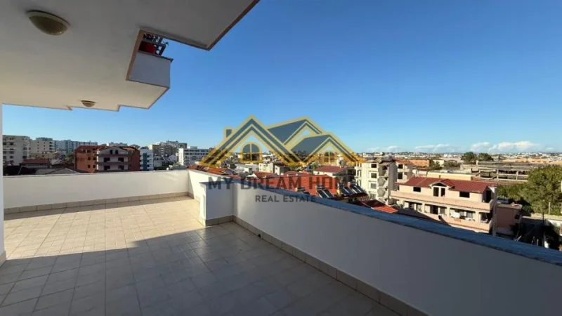 Durres, shitet apartament 2+1 Kati 6, 150 m² 144.000 € (plazh rrota e kuqe)