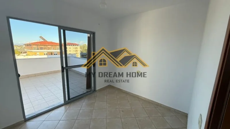 Durres, shitet apartament 2+1 Kati 6, 150 m² 144.000 € (plazh rrota e kuqe)