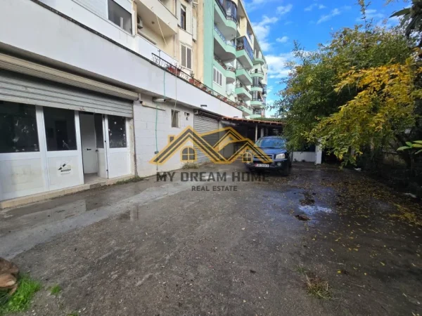 Durres, shitet apartament 2+1 , 180.000 € (kryqi i kuq)