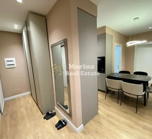 Tirane, jepet me qera apartament 2+1 Kati 1, 100 m² 750 € (Selvia)