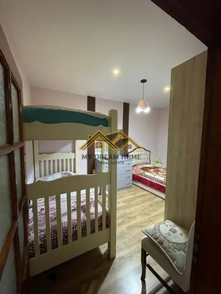 Durres, shitet apartament 2+1 , 75 m² 120.000 € (ish fabrika e bukes)