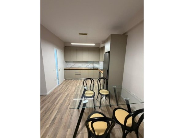 Qera, Apartament 1+1+Post Parkimi, Urban Gate , Unaza e Re.