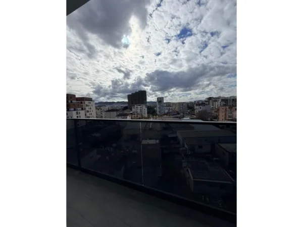 Tirane, jepet me qera apartament 2+1 Kati 5, 91 m² 700 € (don bosko)