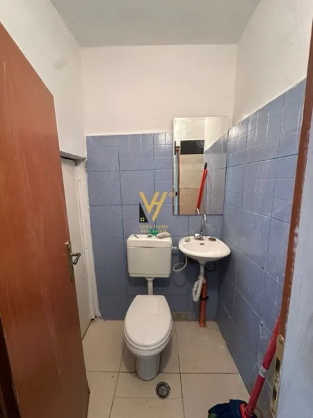 Tirane, jepet me qera dyqan Kati 0, 50 m² 500 € (RRUGA FORTUZI)