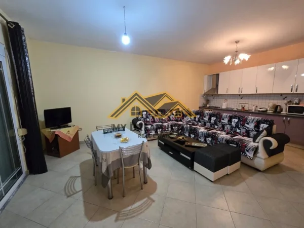 Durres, shitet shtepi 2 Katshe Kati 2, 228 m² 270.000 € (lagjia nr 17)